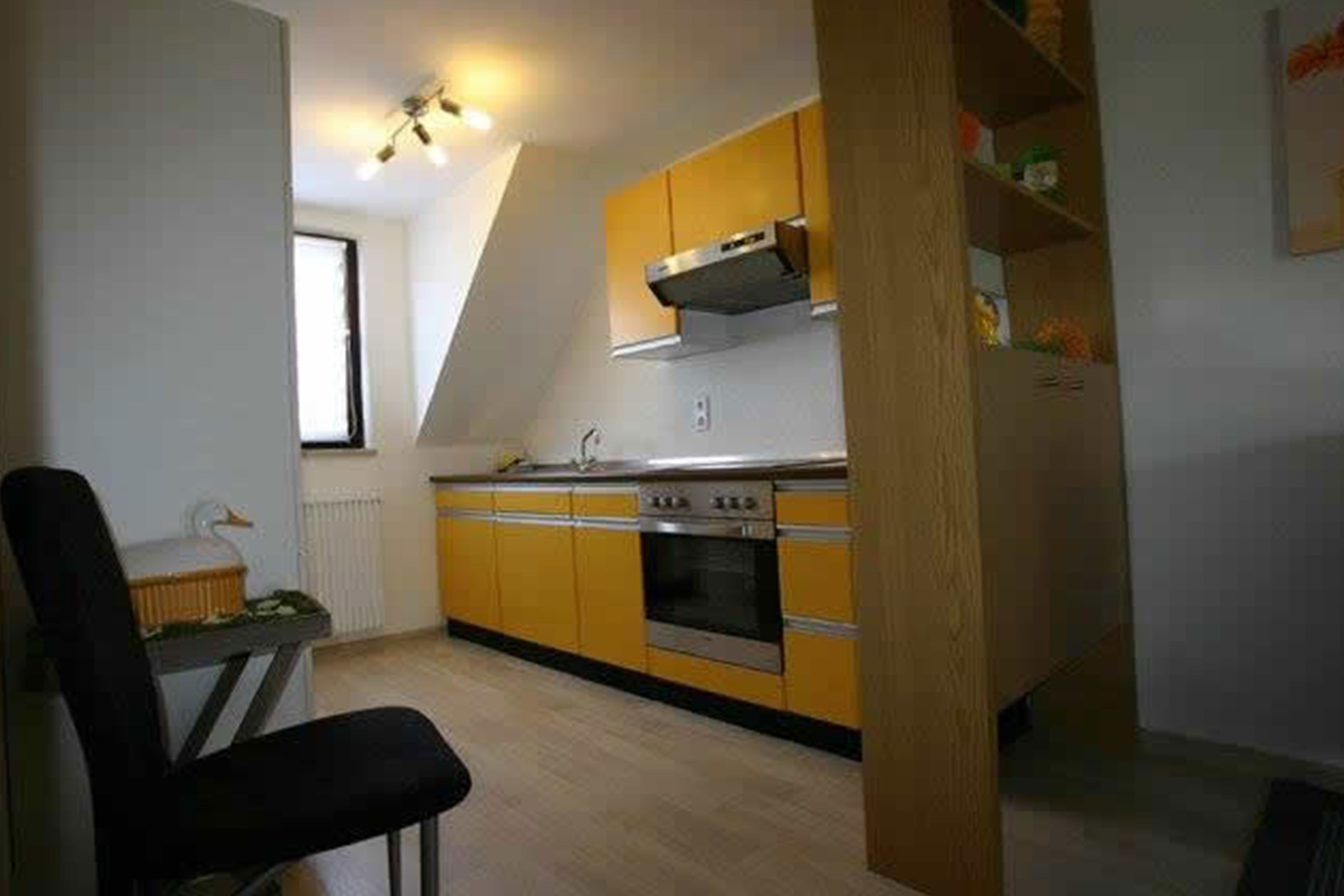 Vollausgestattete Küche mit Essecke – Ferienwohnung 1 Leisch-Kreutz