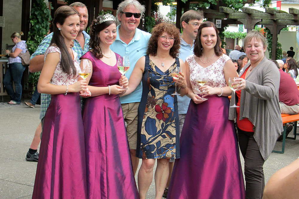 Weinmajestäten beim Winzerfest Bruttig-Fankel an der Mosel