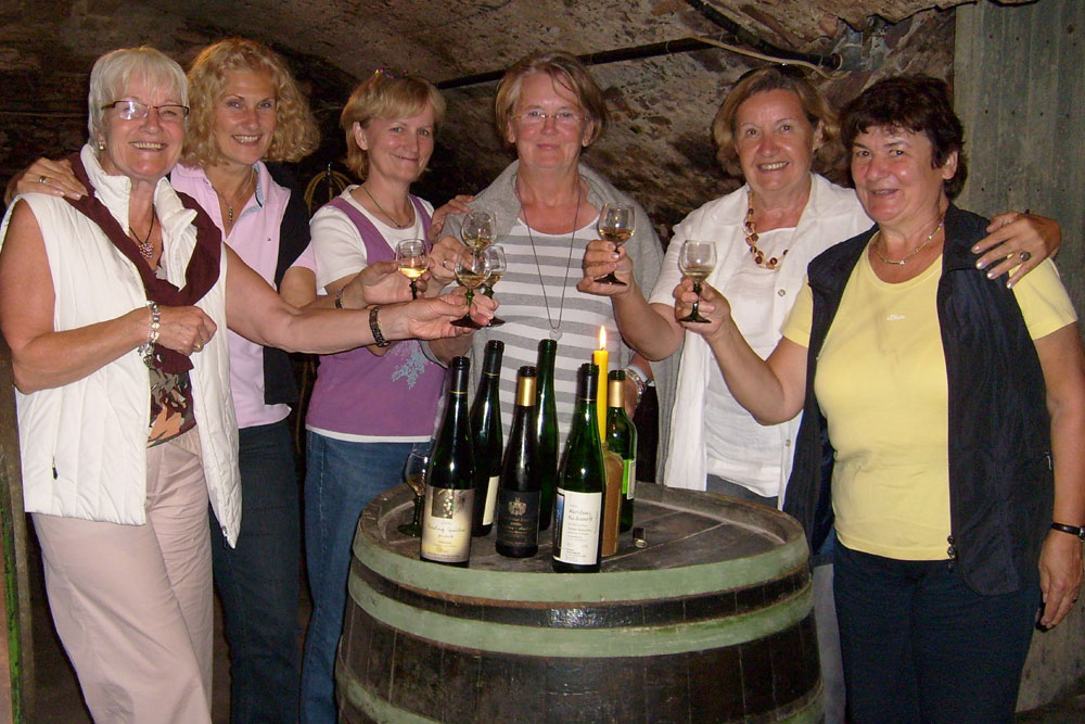 Weinprobe im historischen Gewölbekeller – Leisch-Kreutz Bruttig-Fankel Mosel